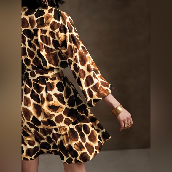 Banana Republic Flounce-Hem Dress in Giraffe Print - Size S - Picture 4 of 4